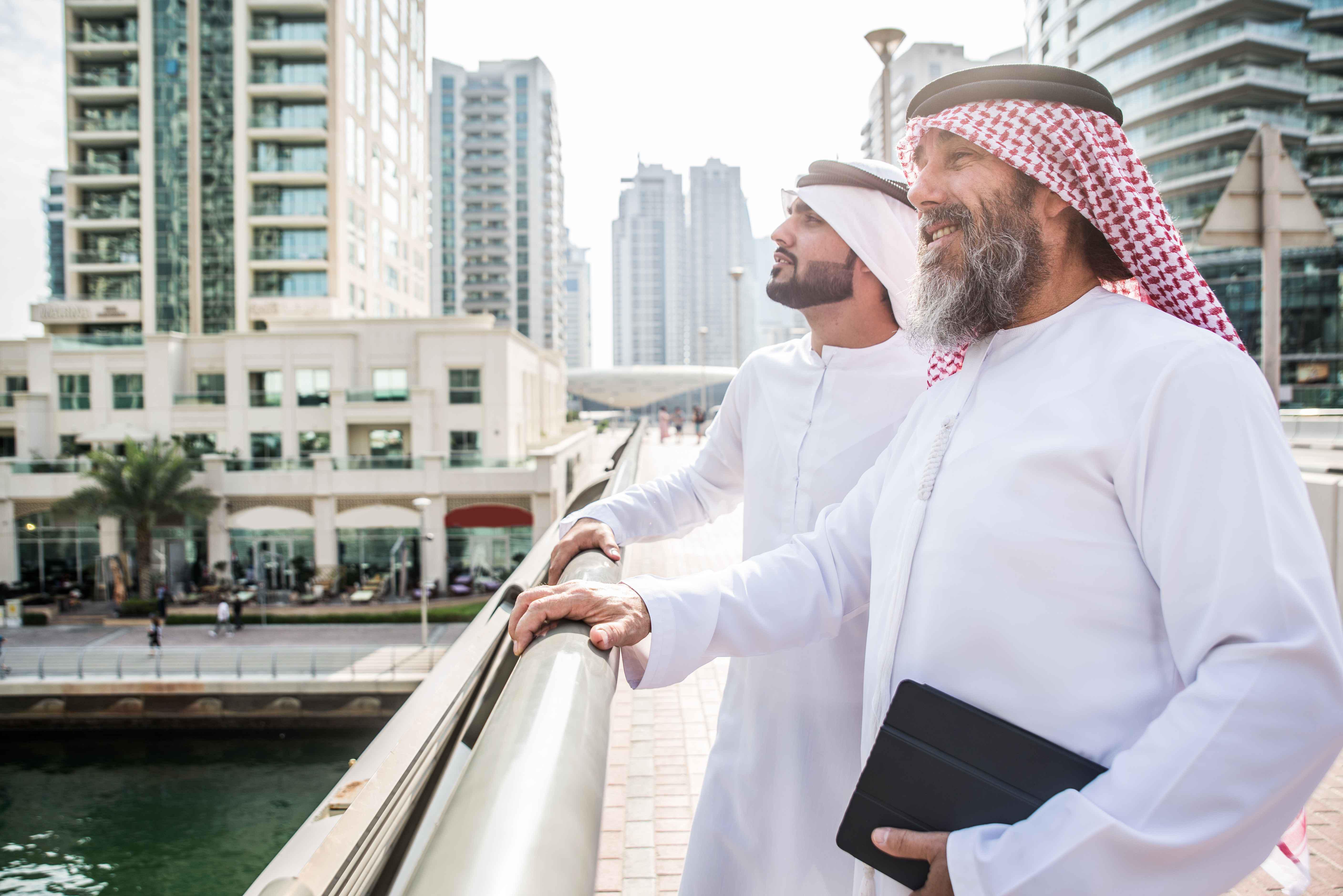 الشراكات والاستشارات الاستراتيجية